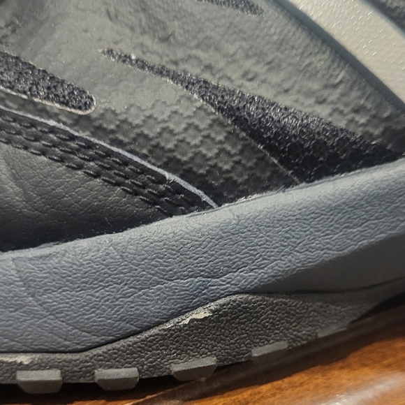 New Balance MID589G1 Men's Black Composite Non slip work shoe Size 9 - Picture 3 of 11